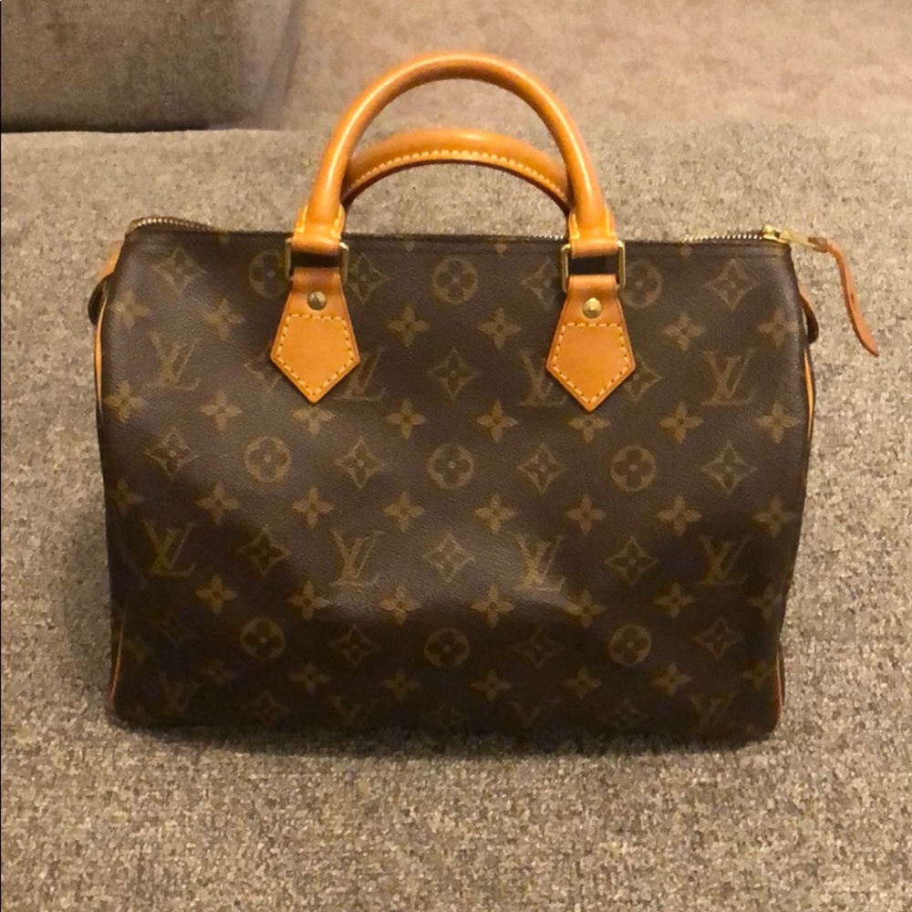 Louis Vuitton Speedy 30